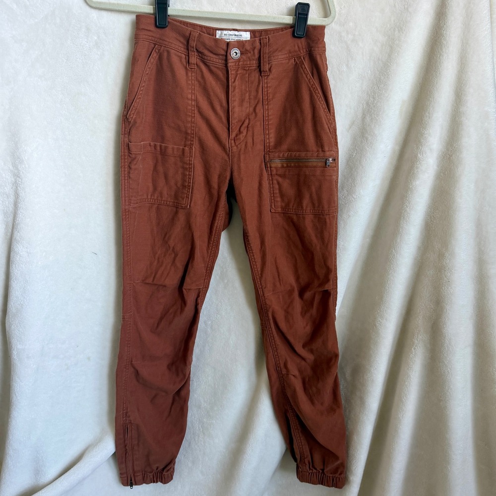 REI Co-op Trailsmith Jogger Pants Rust Cargo Womens Size 2 Zip Cuff Cotton Fit